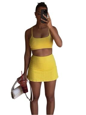 NWT Gigi C Yellow Textured Mini Skort Size Medium